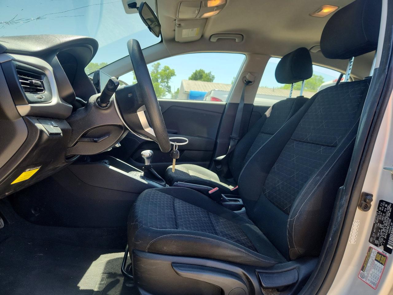 KIA RIO 2021 — 8