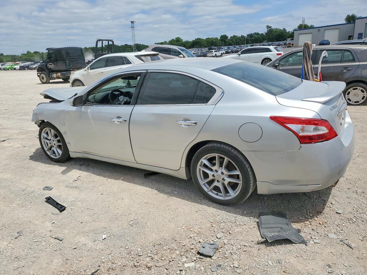 NISSAN MAXIMA 2009 — 3