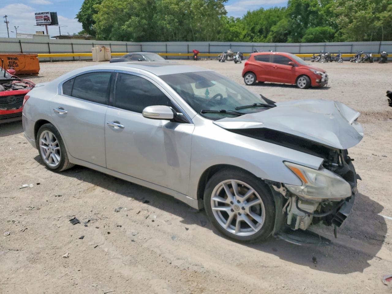 NISSAN MAXIMA 2009 — 5