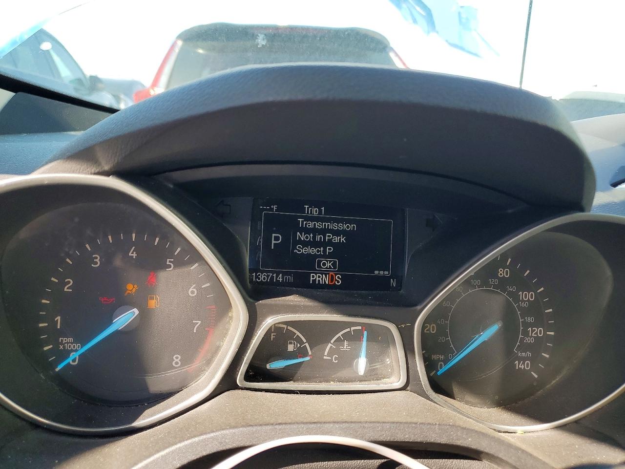 FORD ESCAPE 2017 — 10