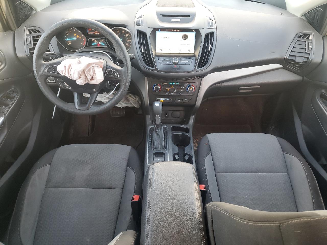 FORD ESCAPE 2017 — 9