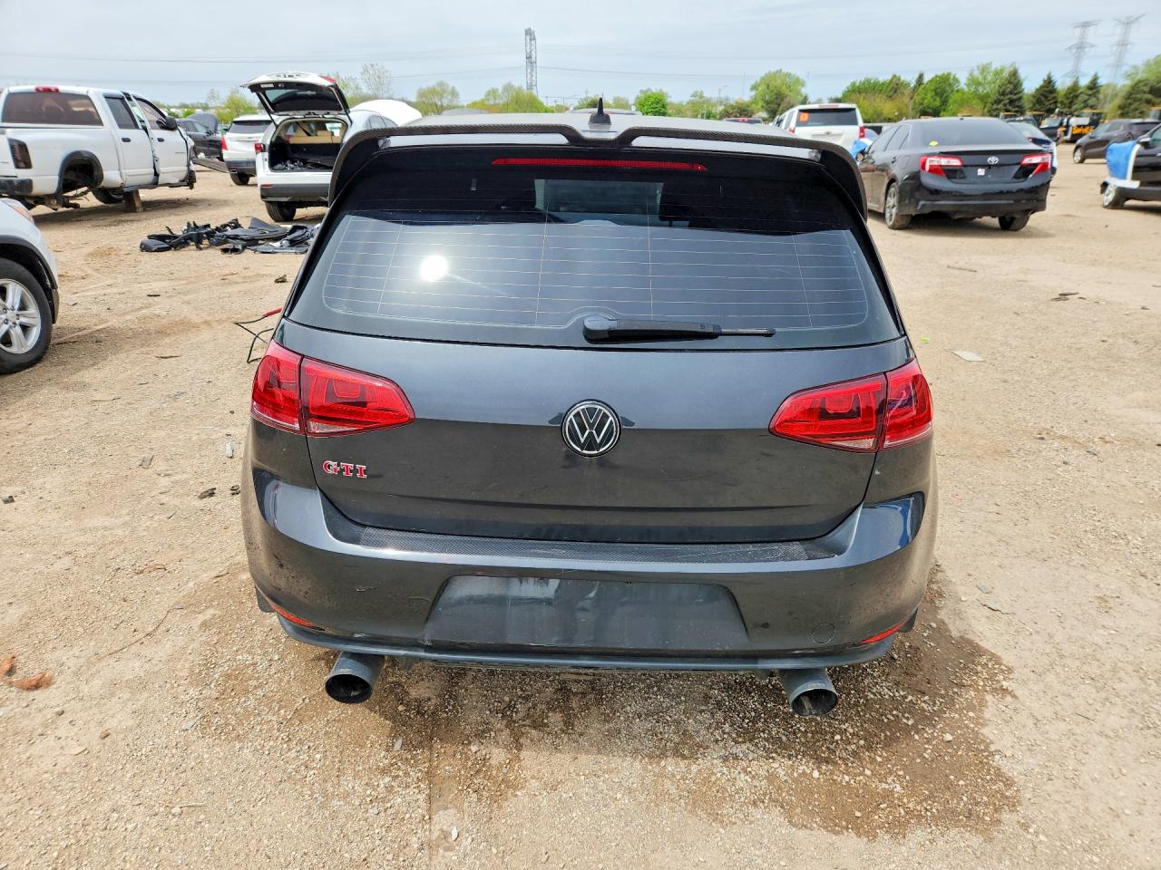 VOLKSWAGEN GTI 2015 — 7