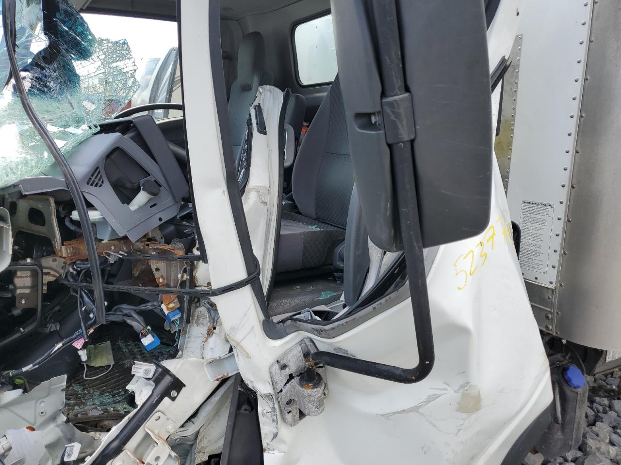 ISUZU NPR 2012 — 8