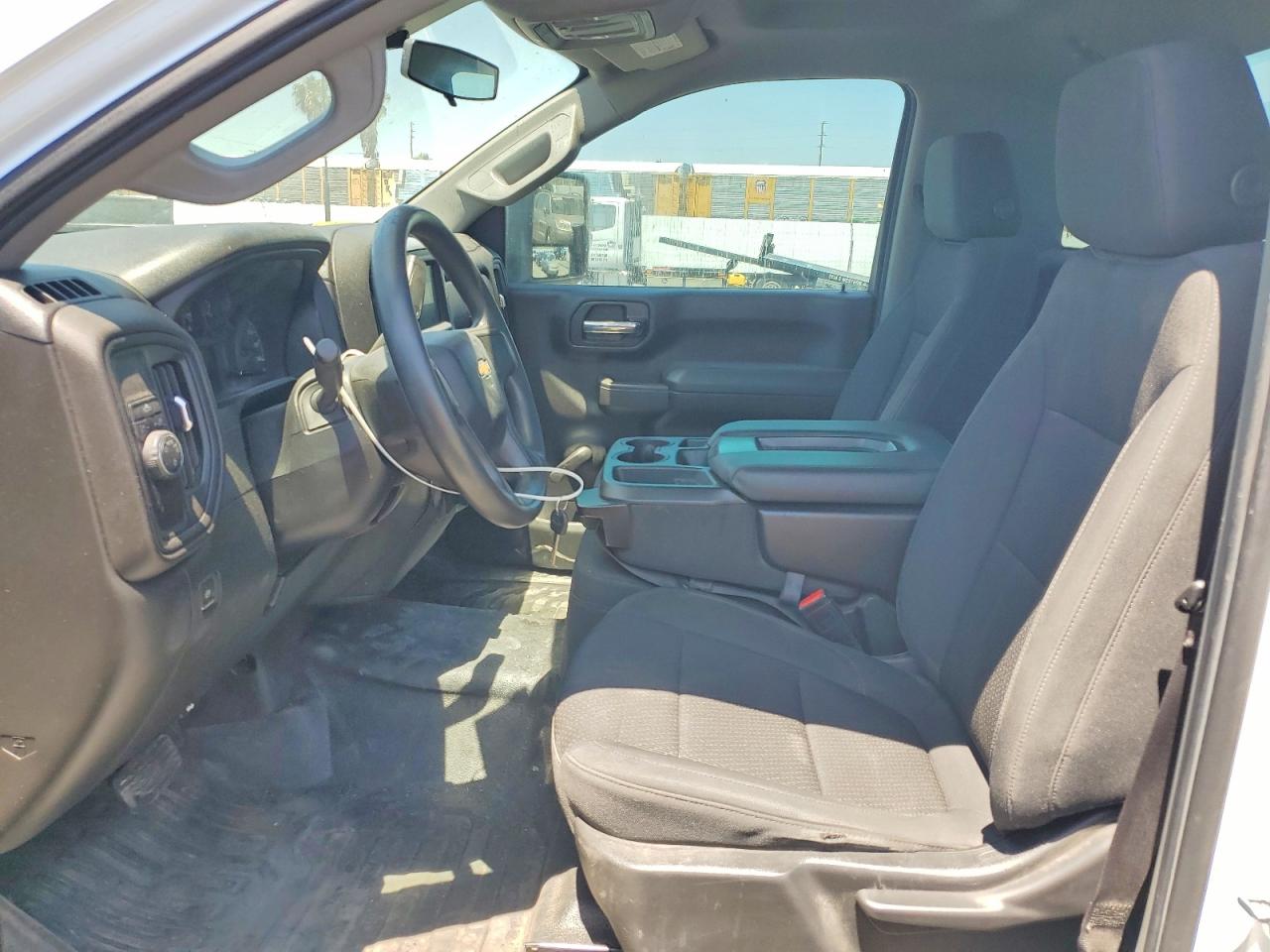 CHEVROLET SILVERADO 2022 — 8