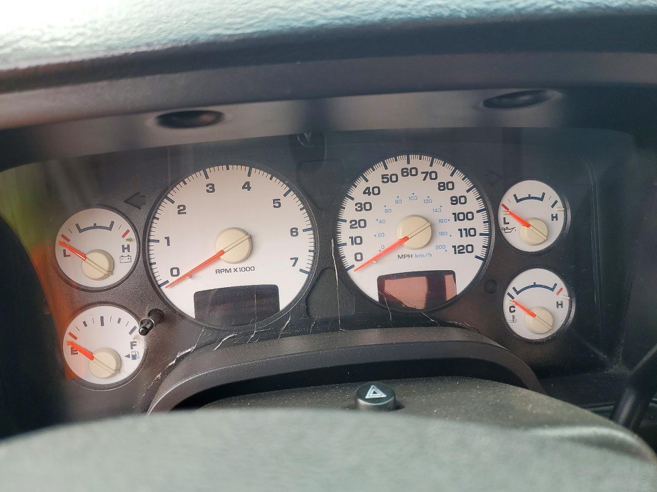 DODGE RAM 1500 2005 — 10