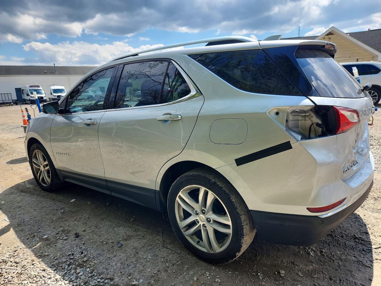 CHEVROLET EQUINOX 2018 — 3