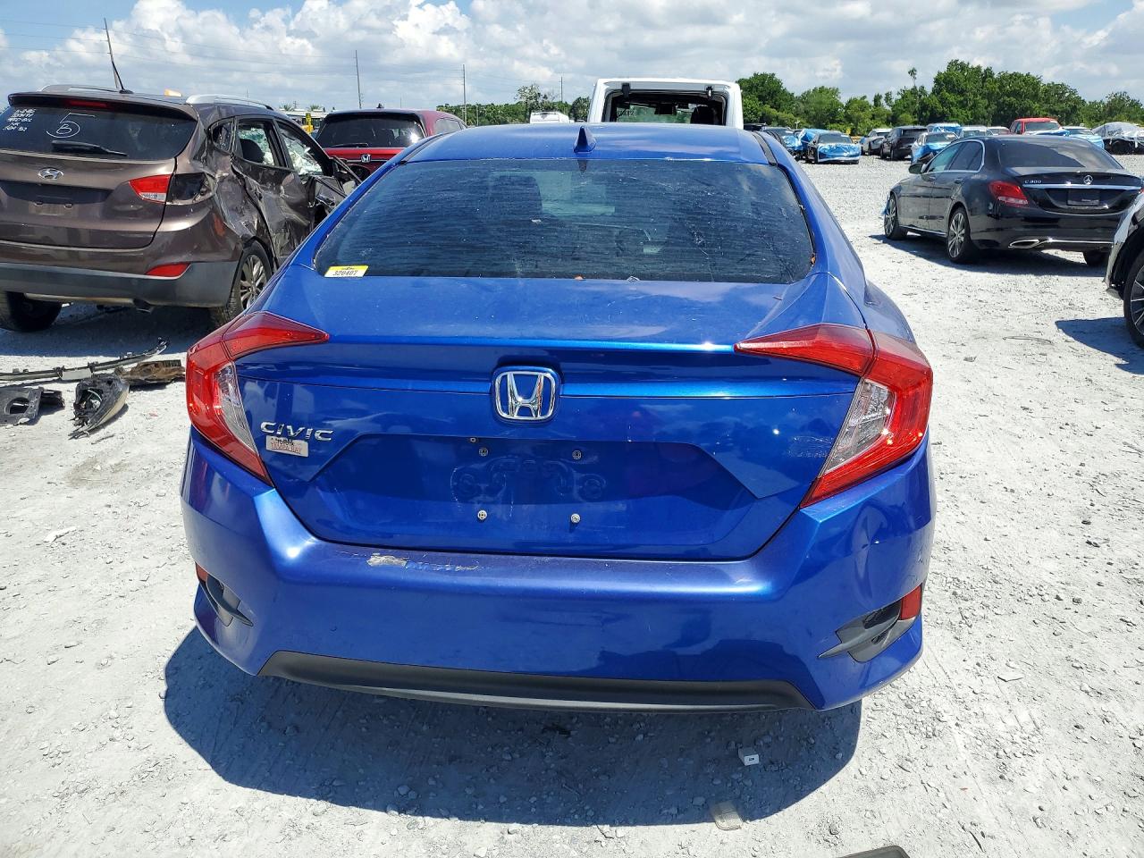 HONDA CIVIC 2018 — 7