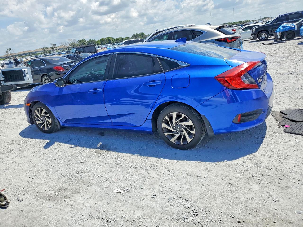 HONDA CIVIC 2018 — 3