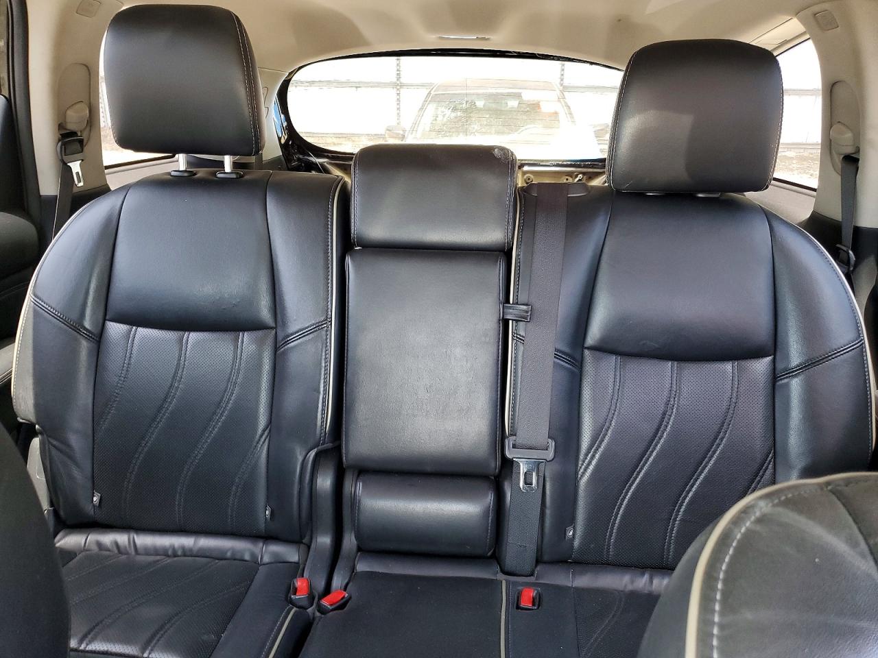 INFINITI QX60 2017 — 11