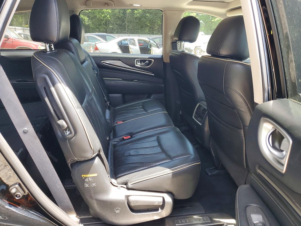 INFINITI QX60 2017 — 12