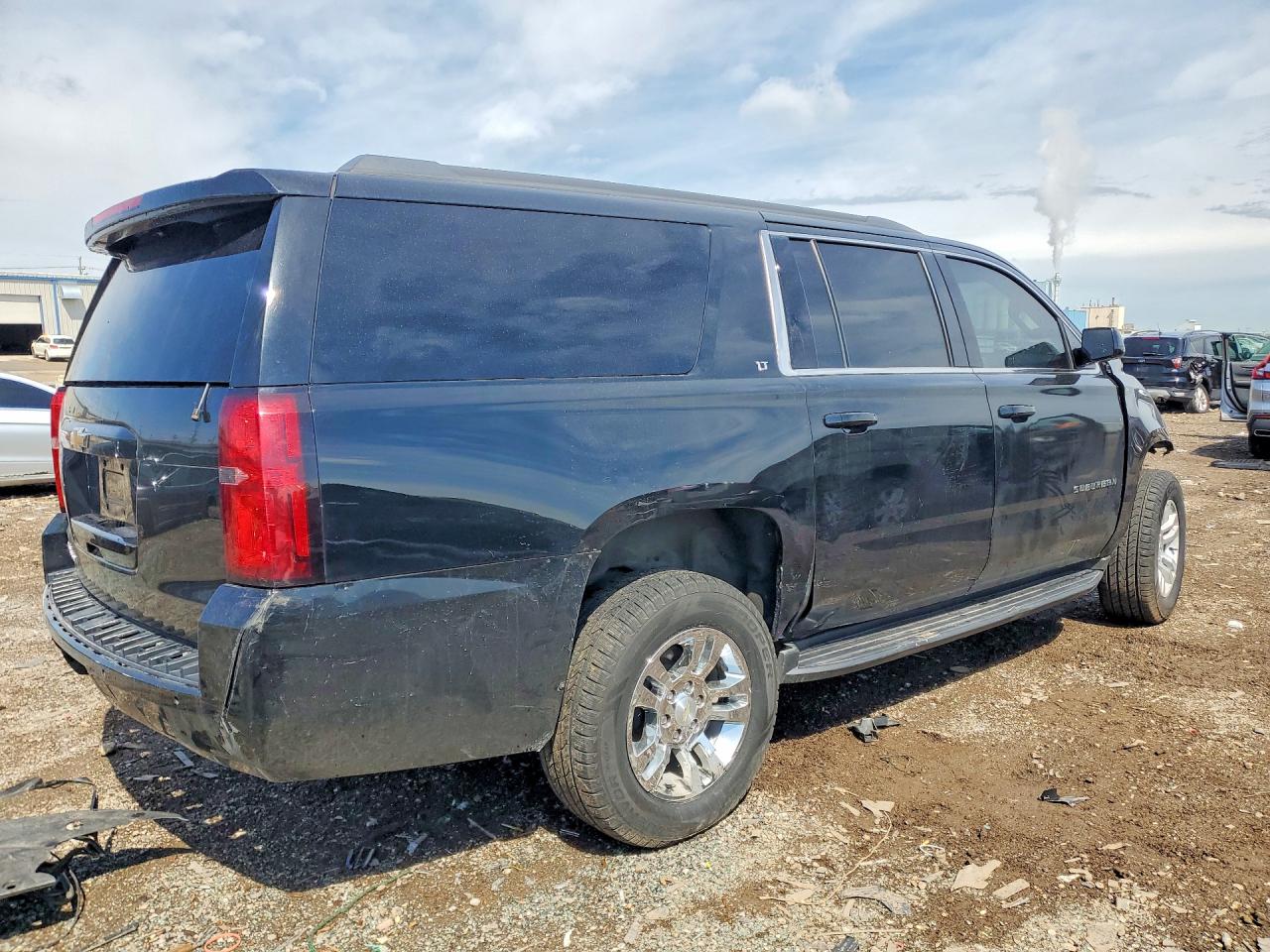 CHEVROLET SUBURBAN 2019 — 4