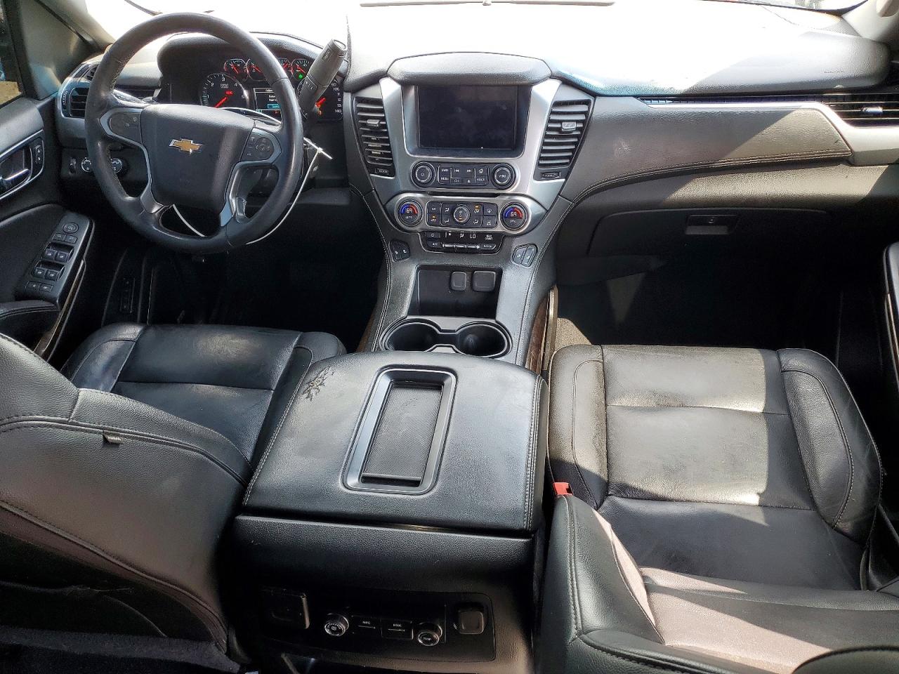 CHEVROLET SUBURBAN 2019 — 9