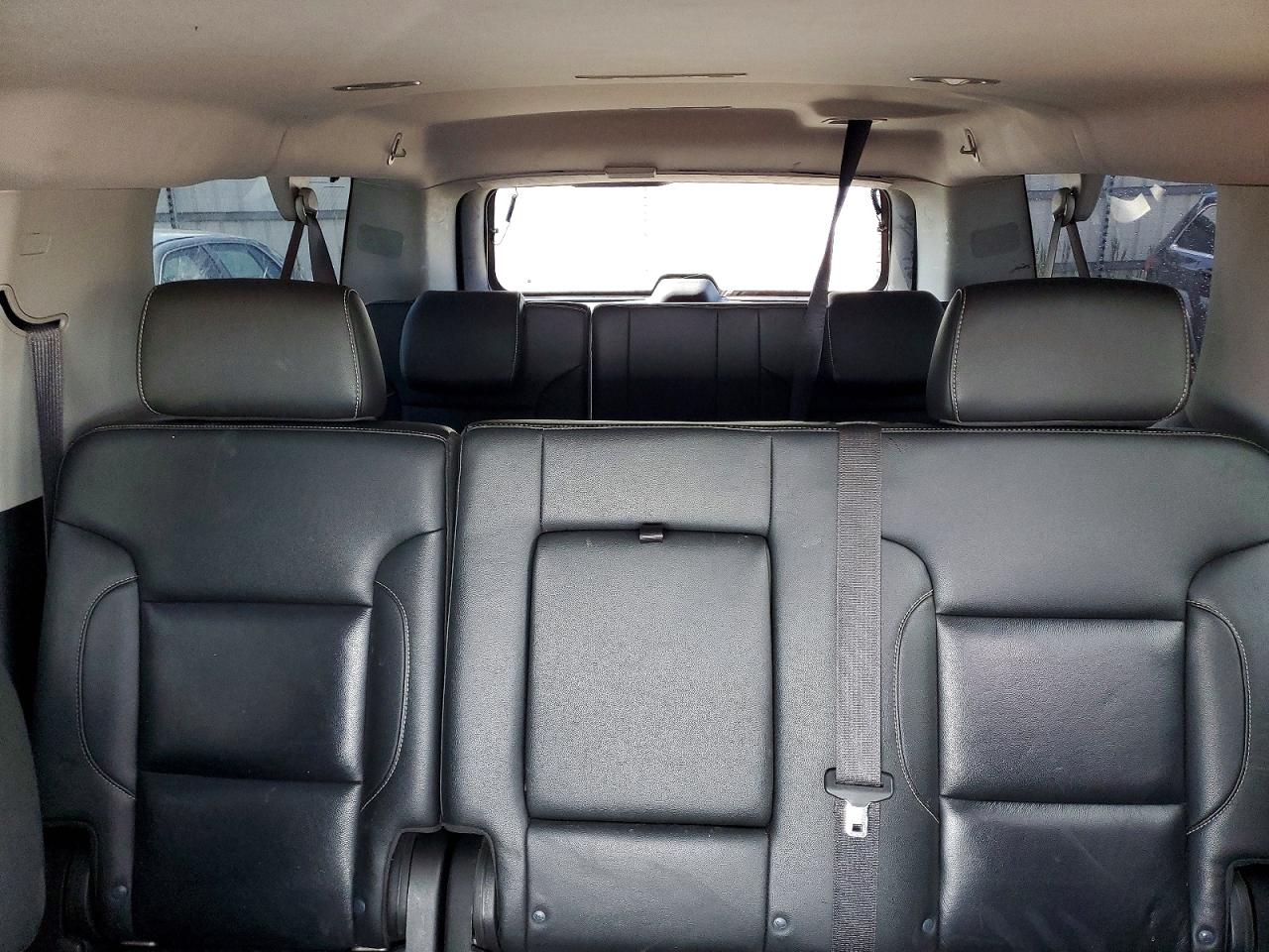 CHEVROLET SUBURBAN 2019 — 11