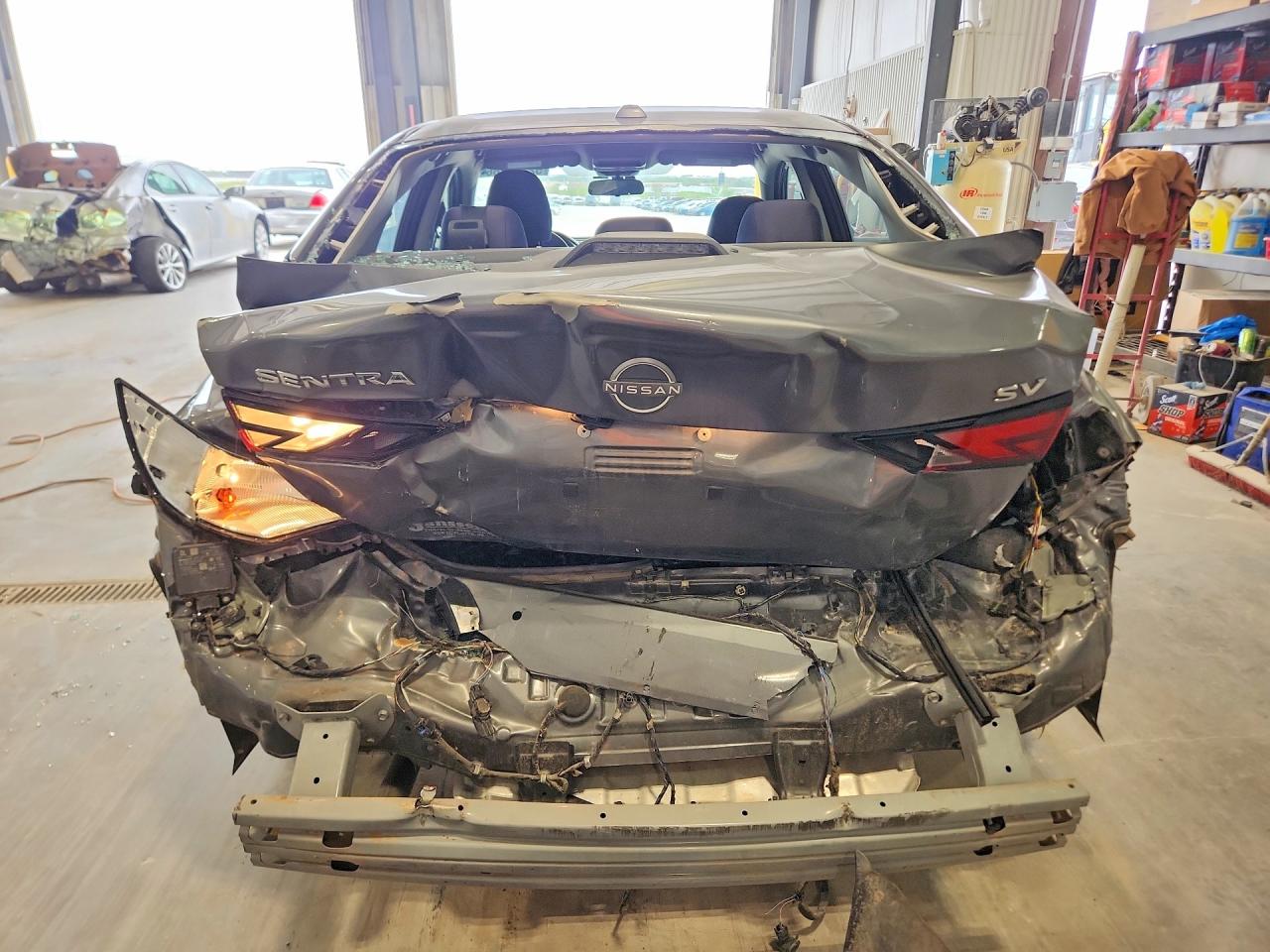 NISSAN SENTRA 2024 — 7
