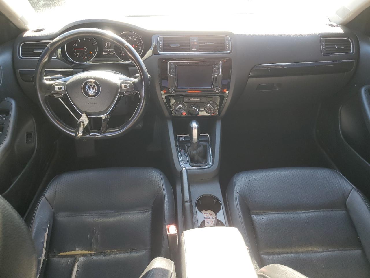 VOLKSWAGEN JETTA 2016 — 9