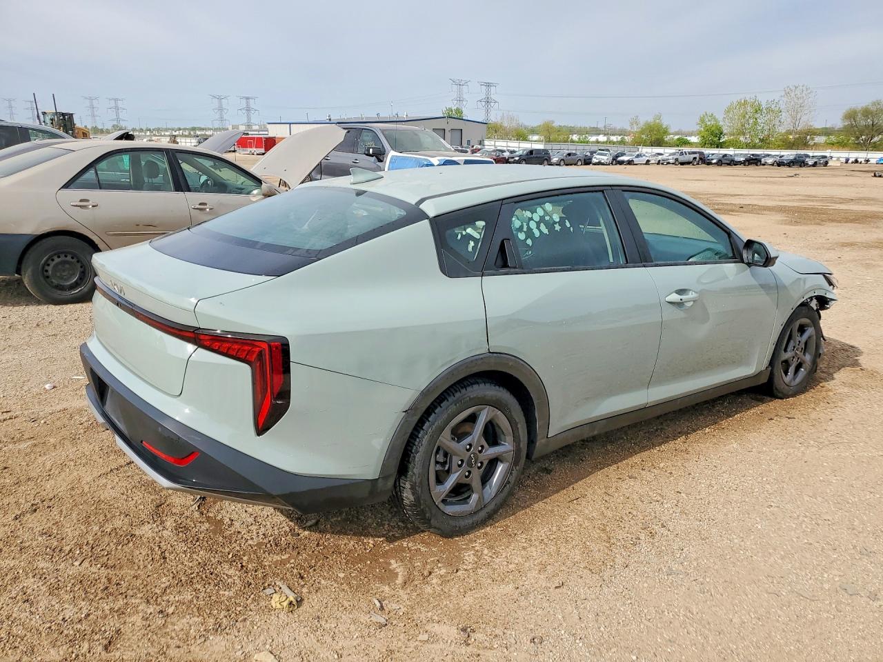 KIA K4 2025 — 4