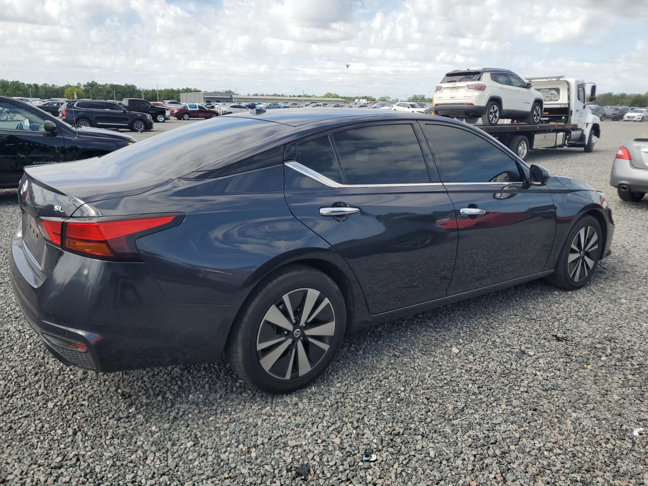 NISSAN ALTIMA 2020 — 4