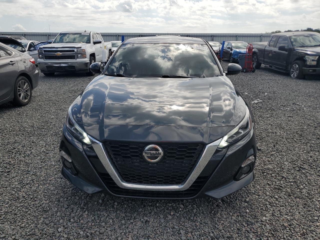 NISSAN ALTIMA 2020 — 6