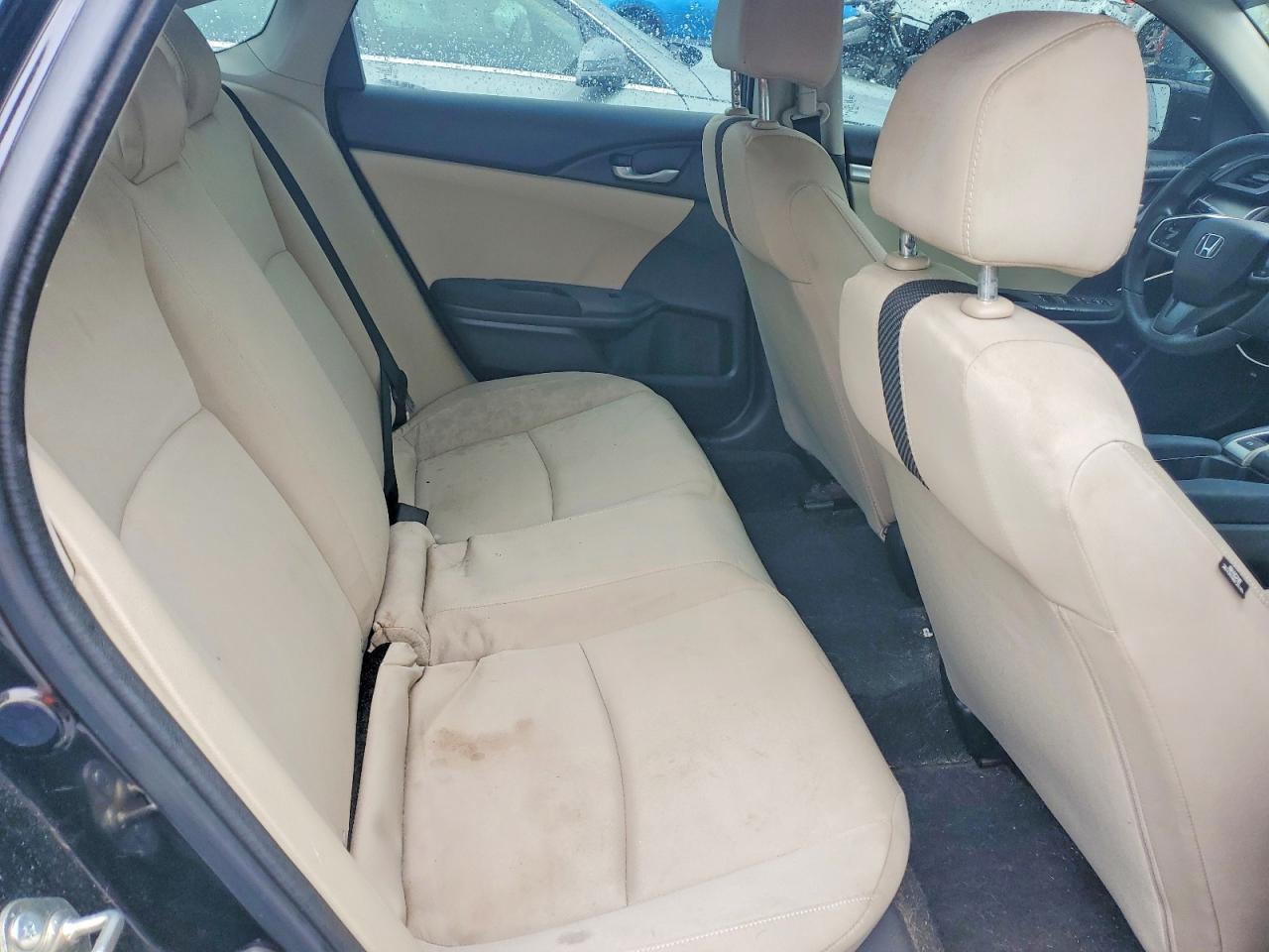 HONDA CIVIC 2016 — 11