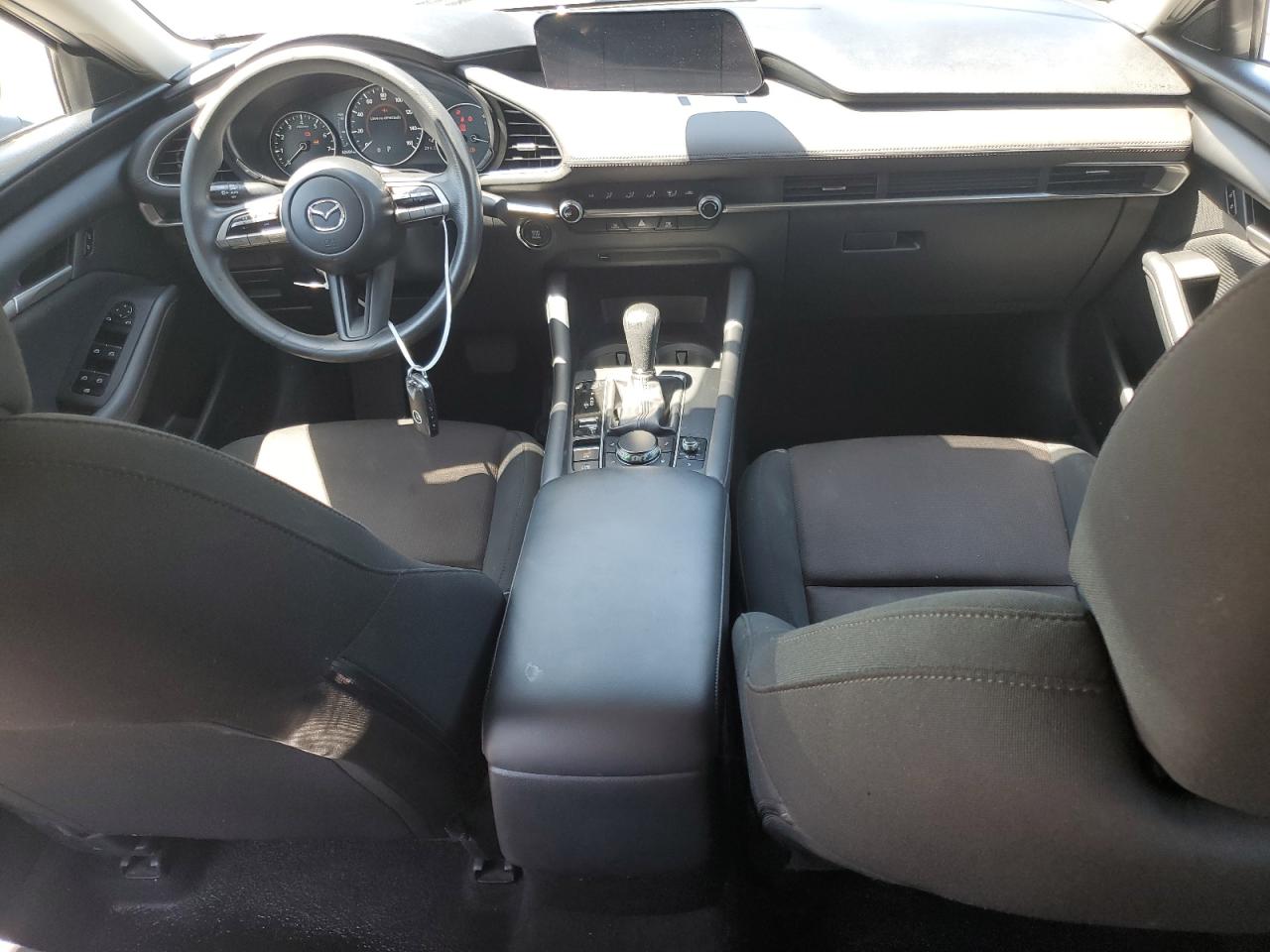 MAZDA 3 2021 — 9
