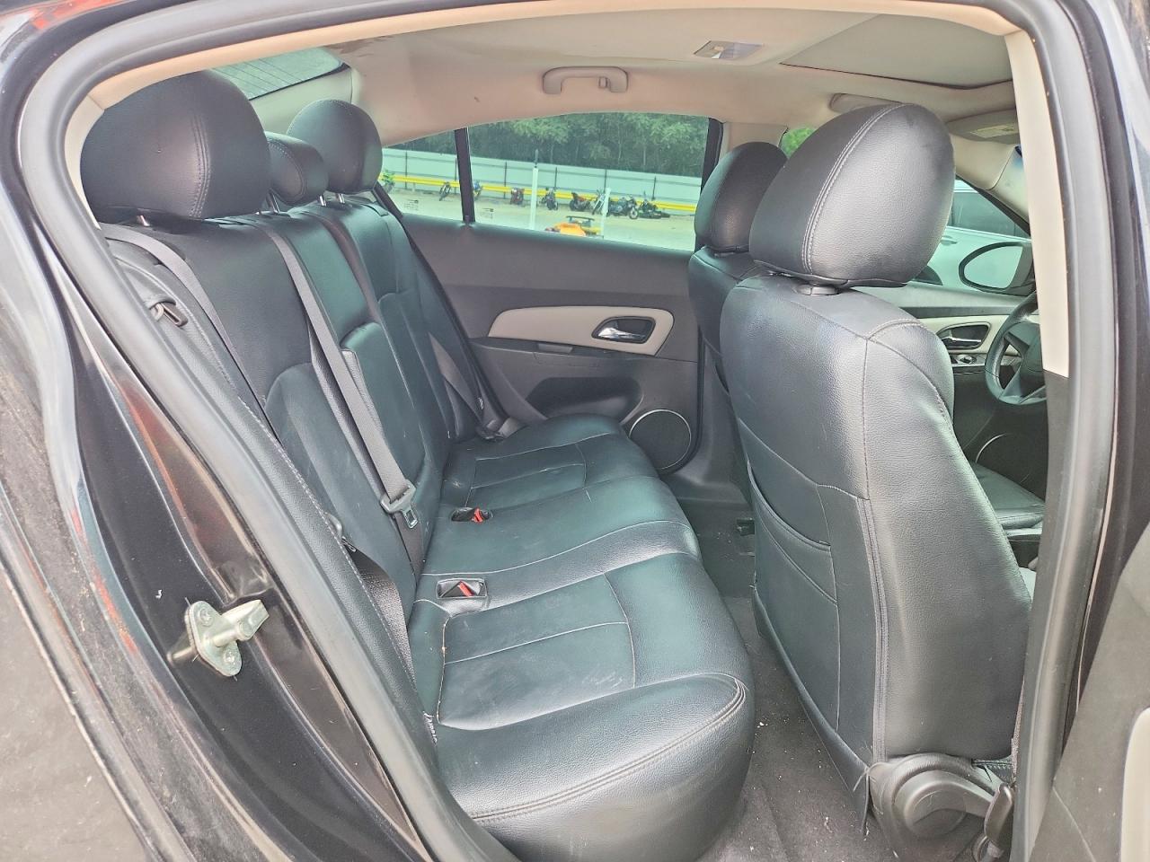 CHEVROLET CRUZE 2011 — 11
