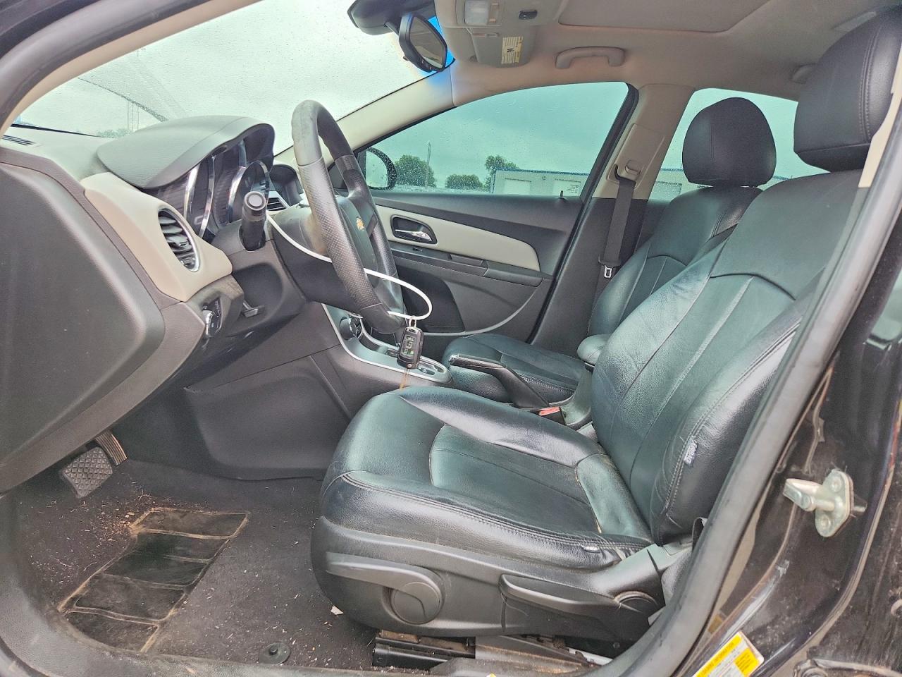 CHEVROLET CRUZE 2011 — 8