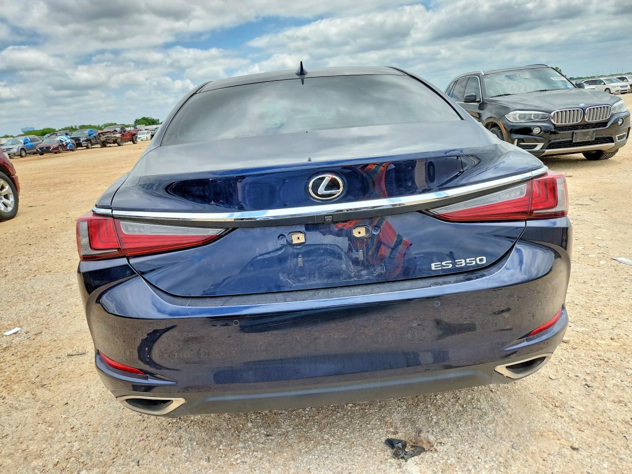 LEXUS ES 2019 — 7