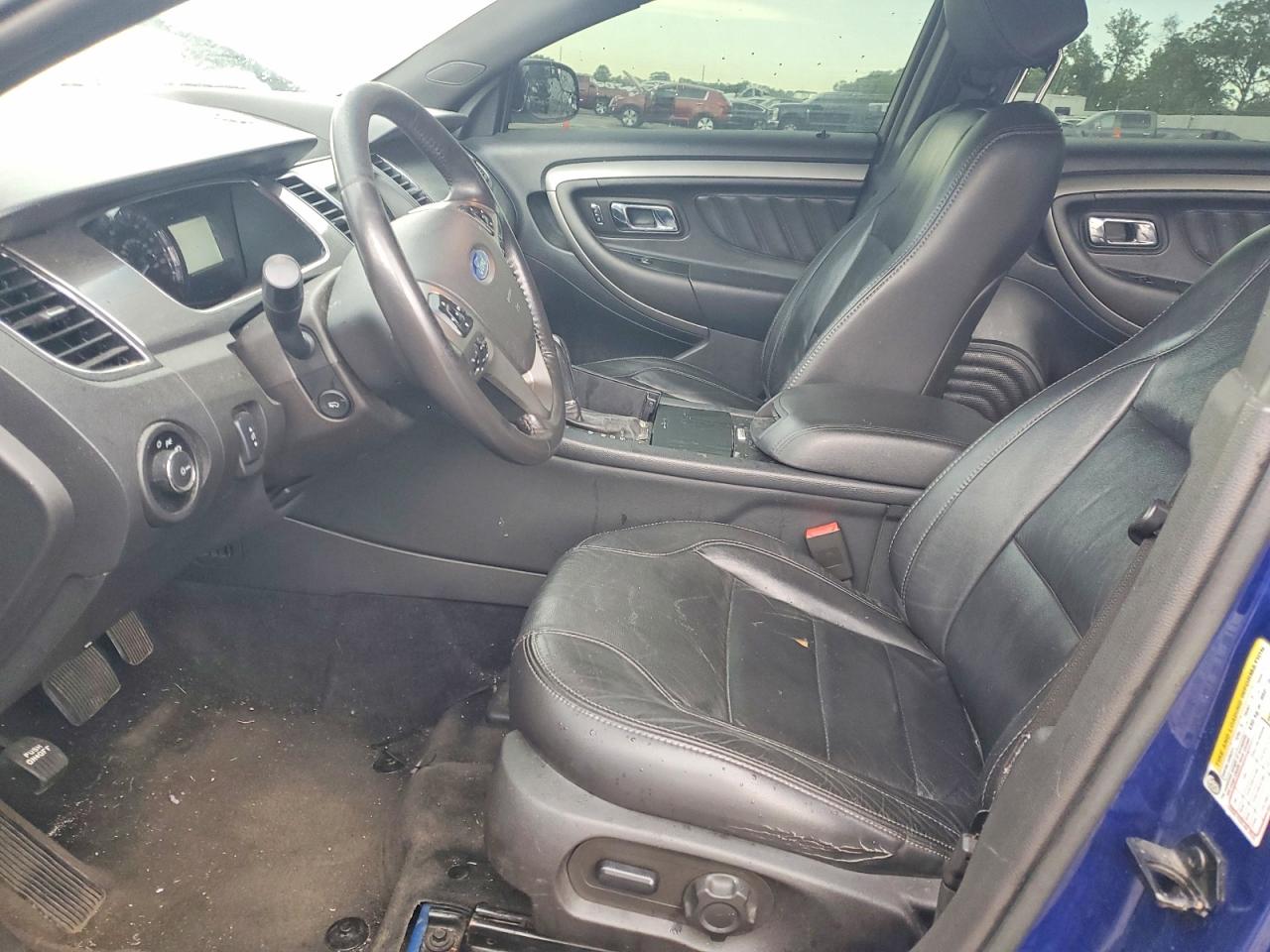 FORD TAURUS 2015 — 8