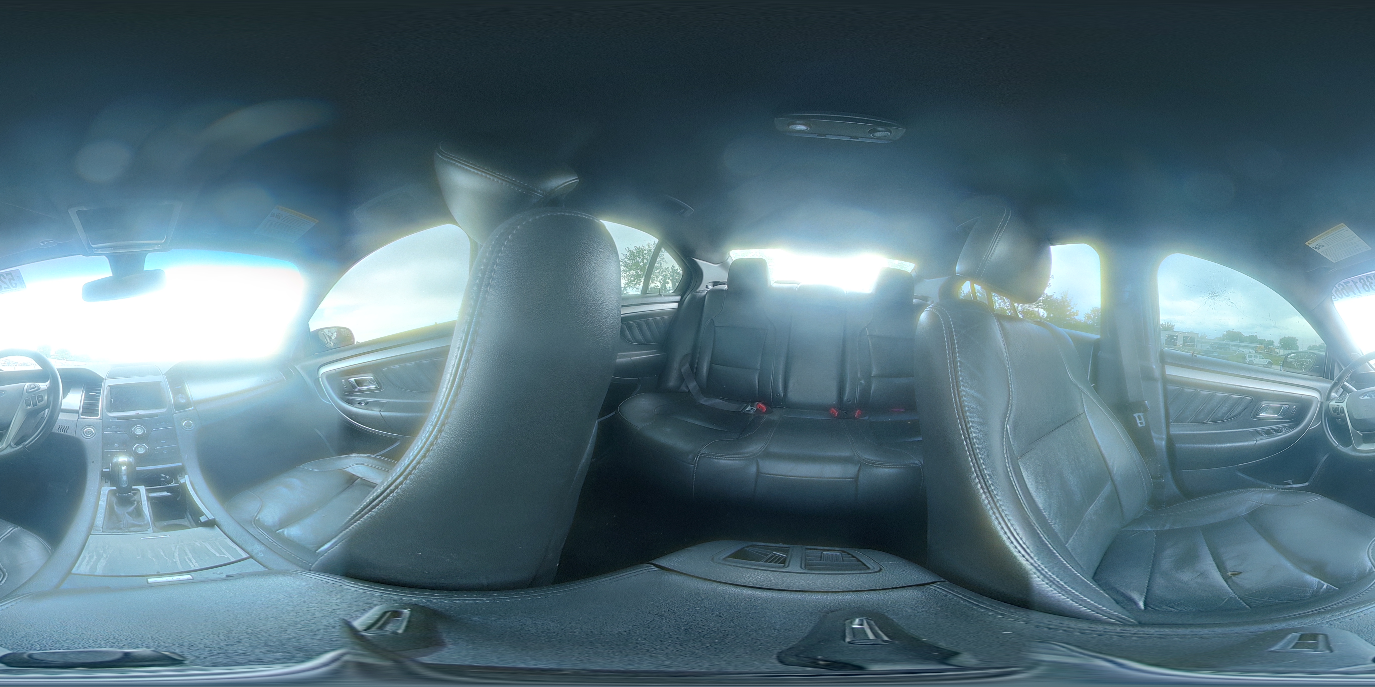 FORD TAURUS 2015 — 14