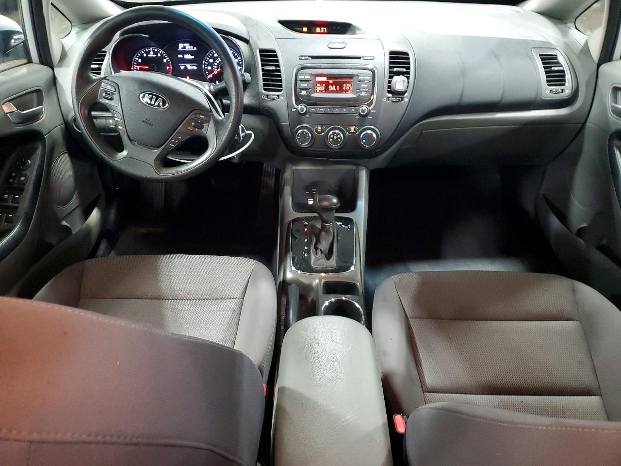 KIA FORTE 2017 — 9