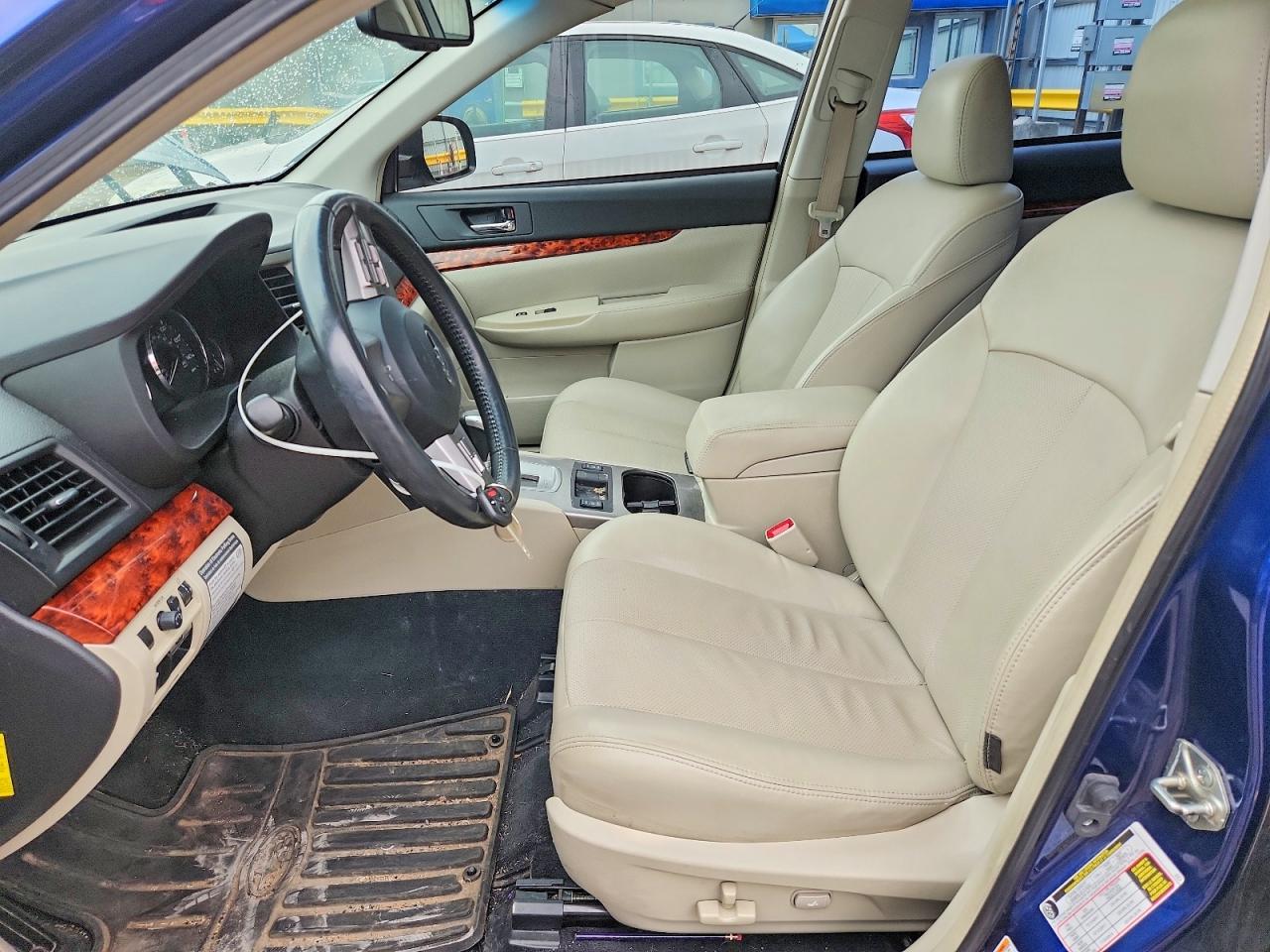 SUBARU LEGACY 2011 — 8