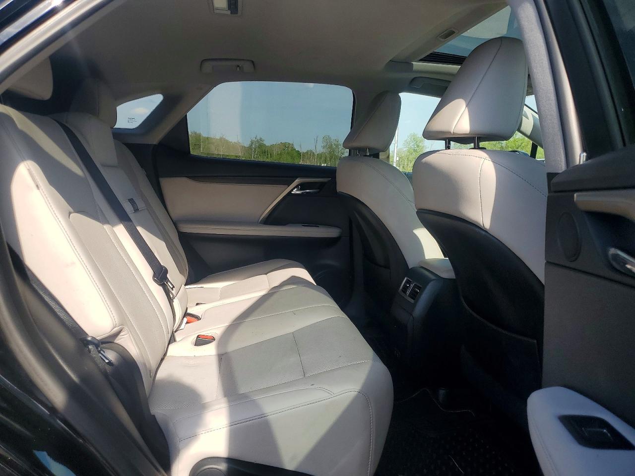 LEXUS RX 2021 — 12