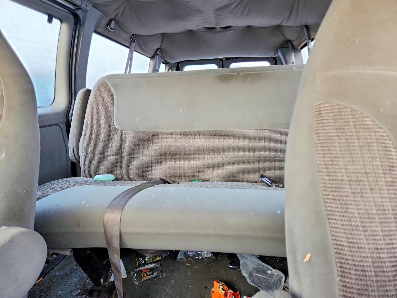 FORD ECONOLINE 1998 — 11