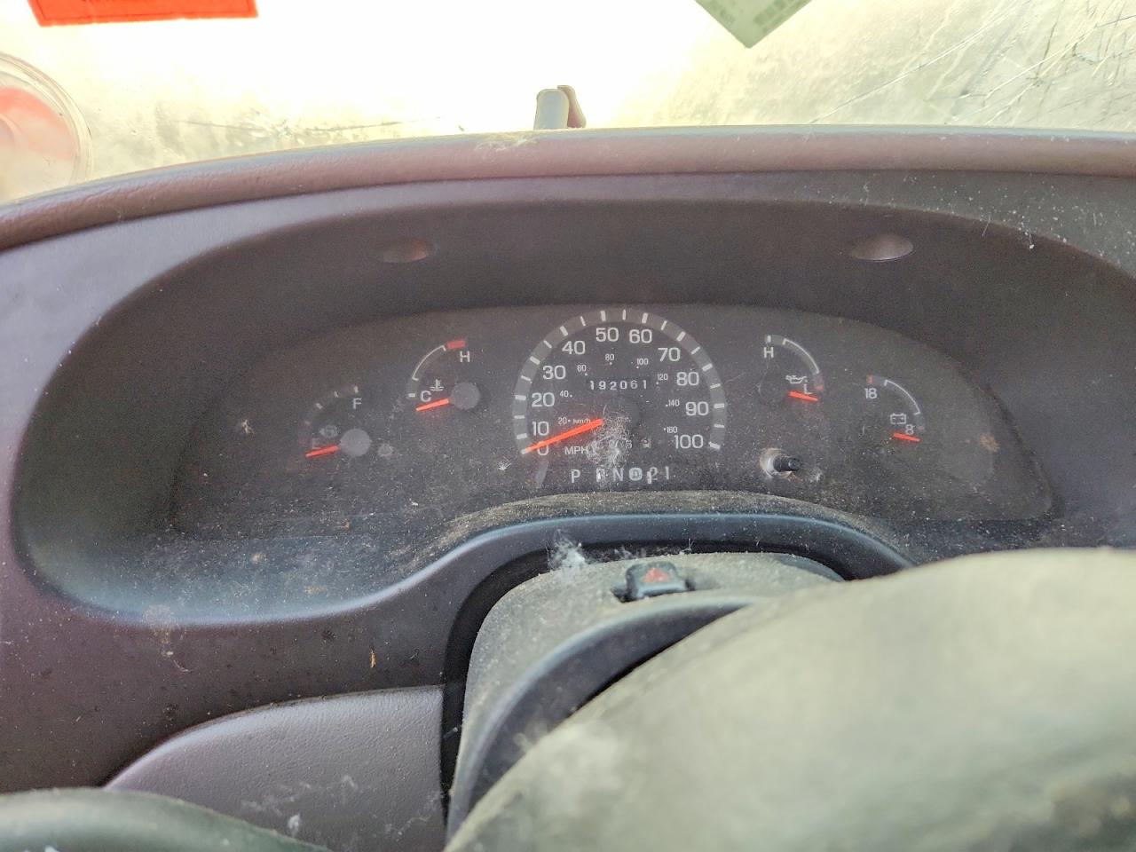 FORD ECONOLINE 1998 — 10