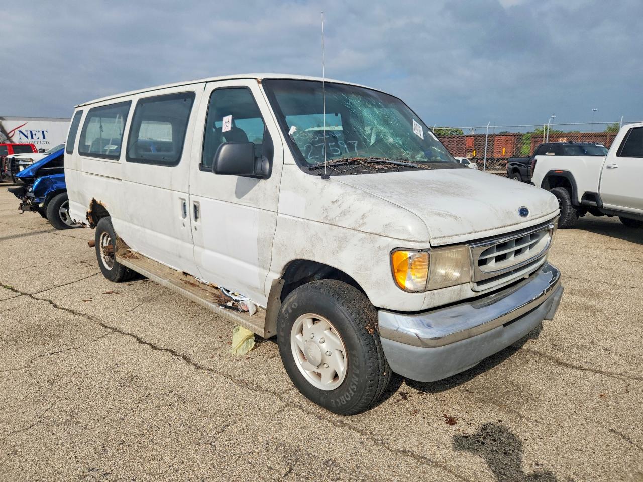 FORD ECONOLINE 1998 — 5