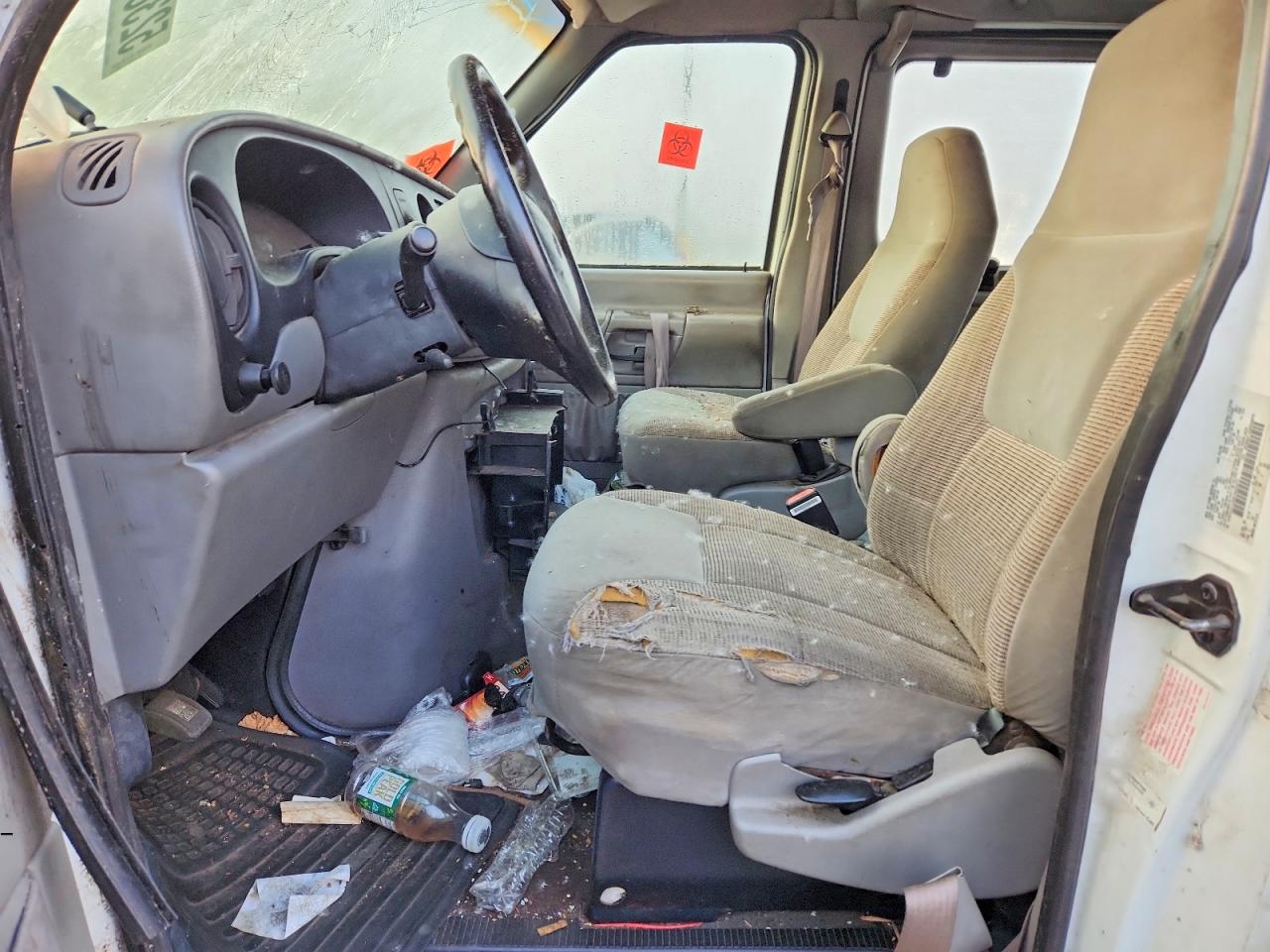 FORD ECONOLINE 1998 — 8