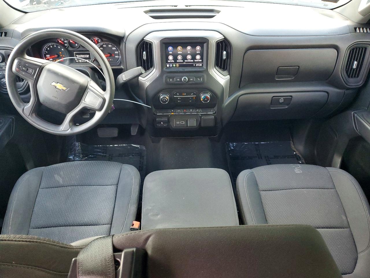 CHEVROLET SILVERADO 2021 — 9