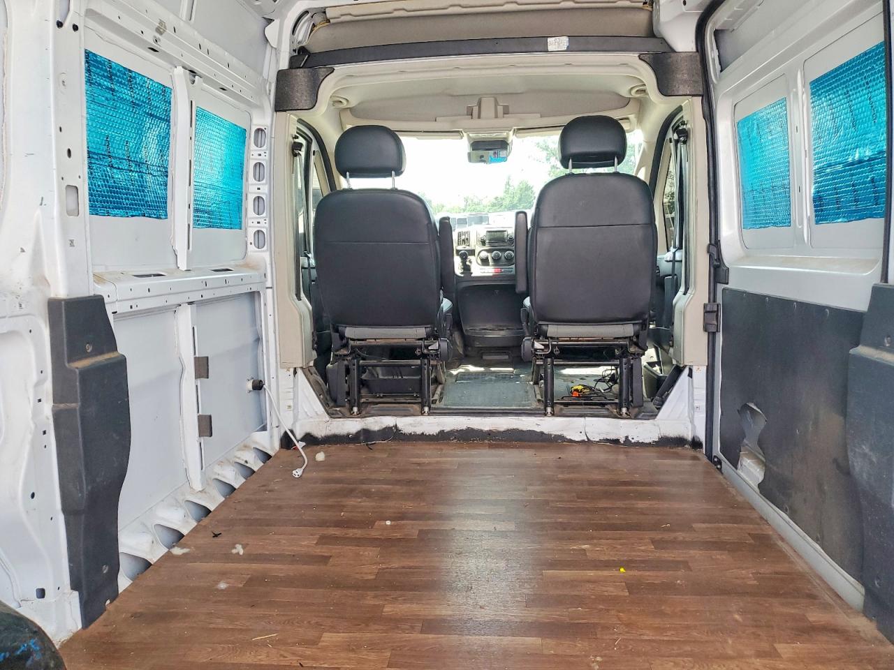 RAM PROMASTER 2500 2021 — 11