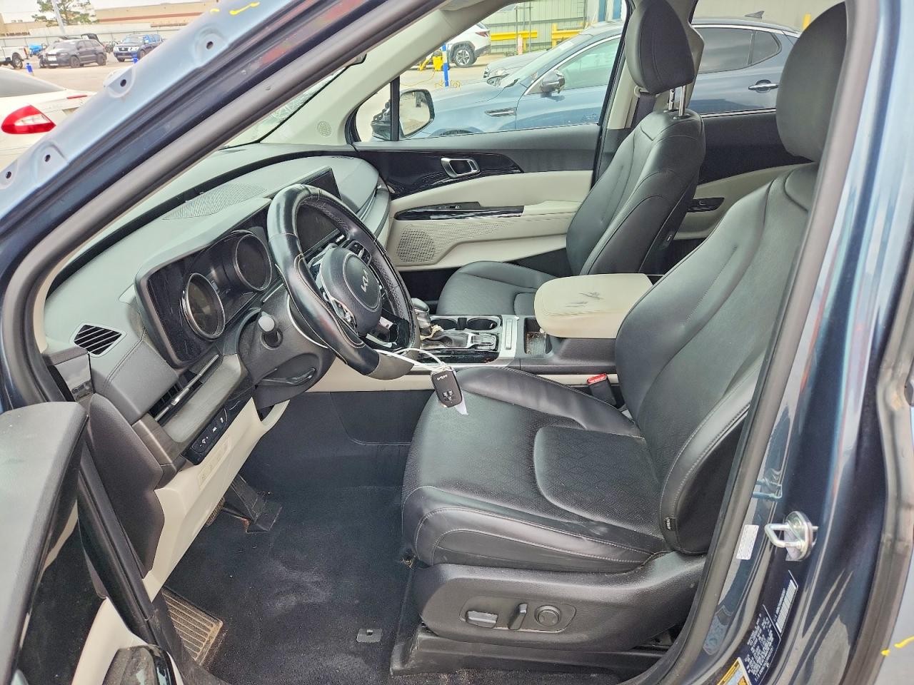 KIA CARNIVAL 2024 — 8