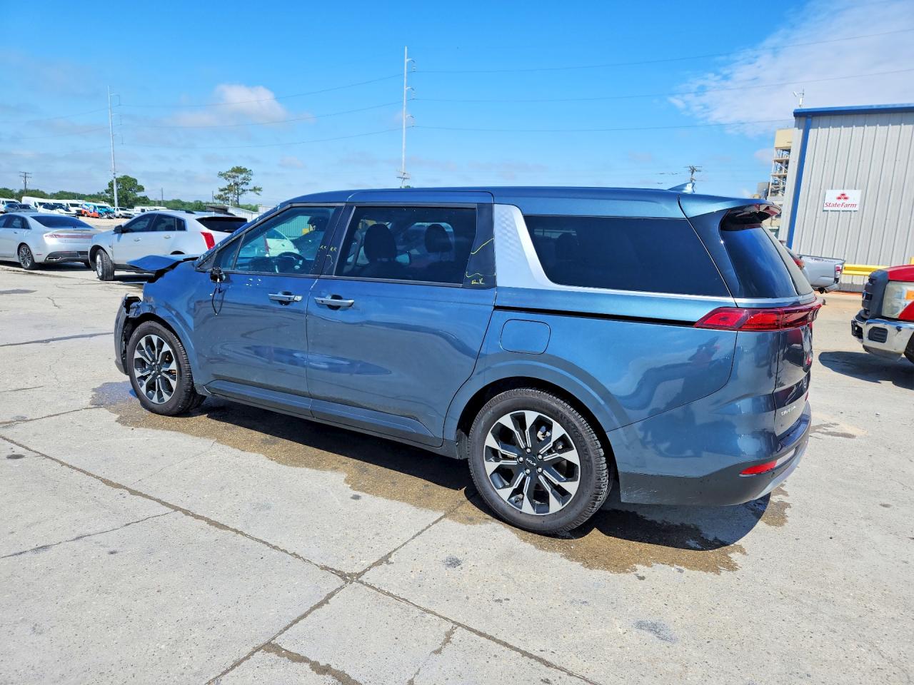 KIA CARNIVAL 2024 — 3