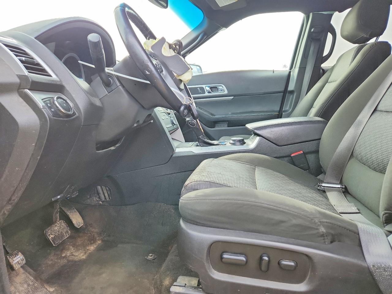 FORD EXPLORER 2014 — 8