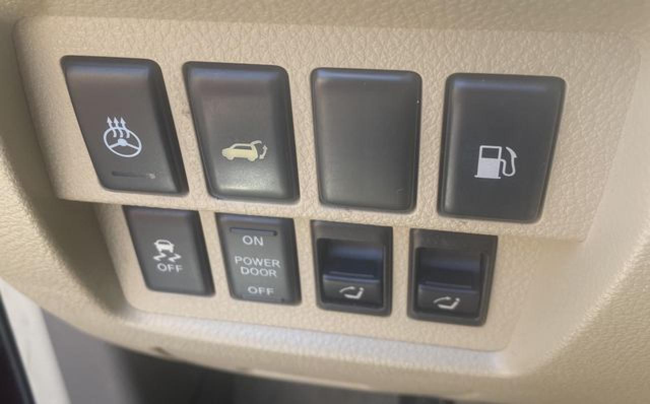 NISSAN MURANO 2011 — 18