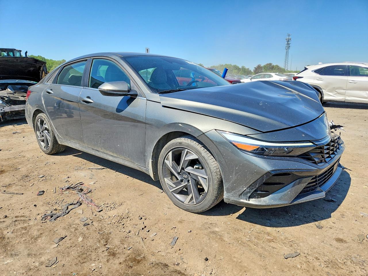 HYUNDAI ELANTRA 2025 — 5