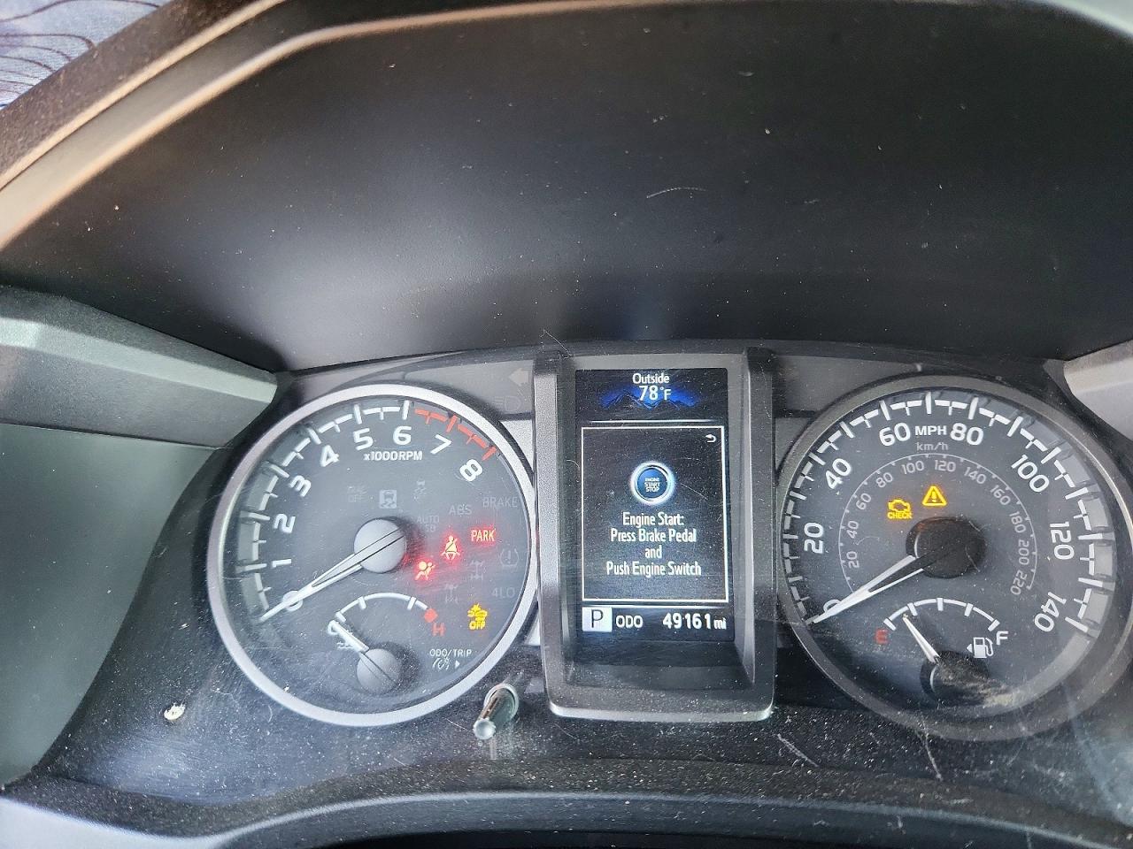 TOYOTA TACOMA 2022 — 10