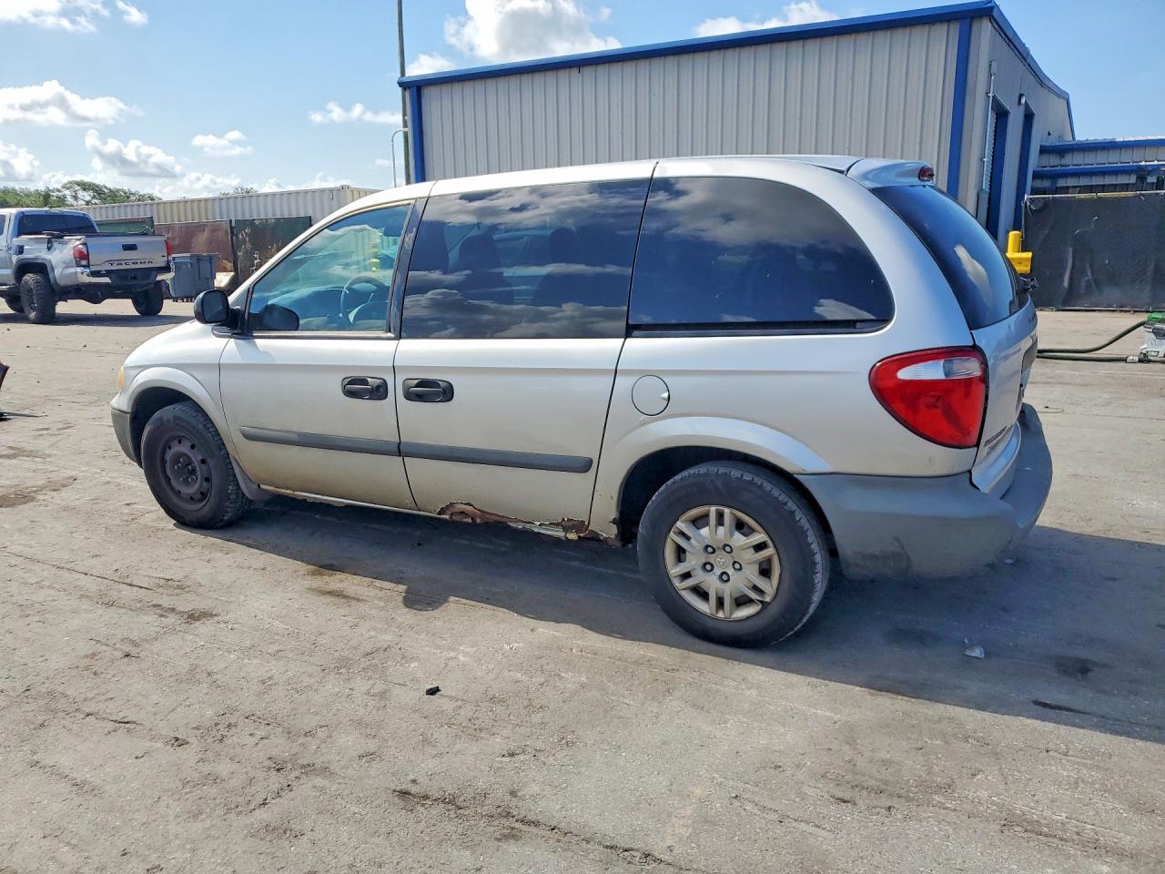 DODGE CARAVAN 2006 — 3