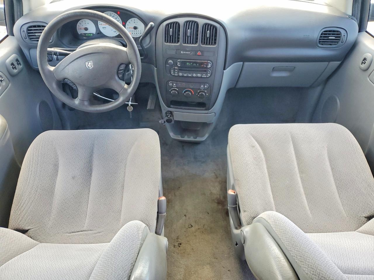 DODGE CARAVAN 2006 — 9
