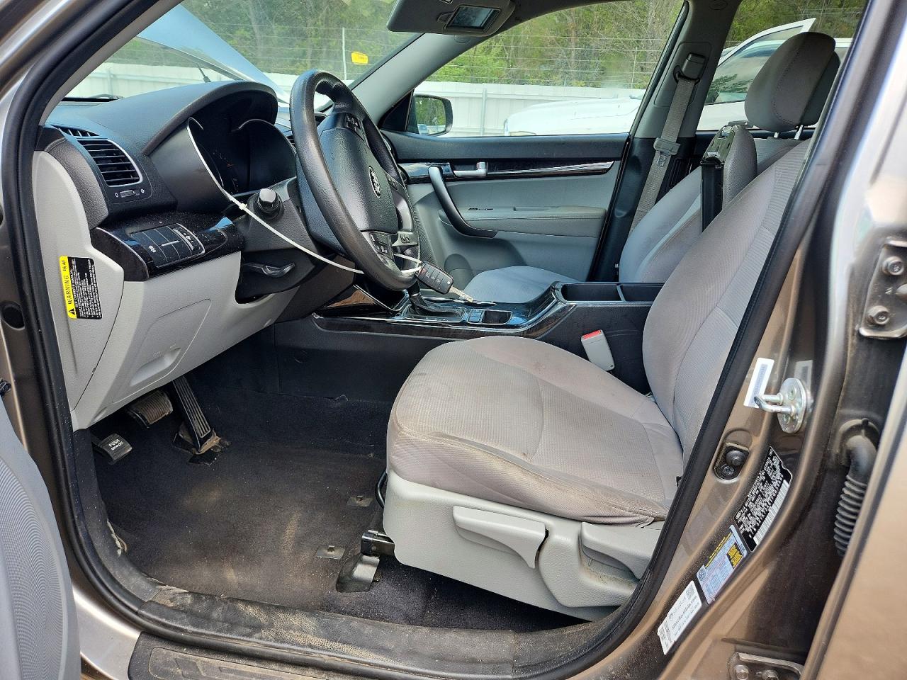 KIA SORENTO 2015 — 8