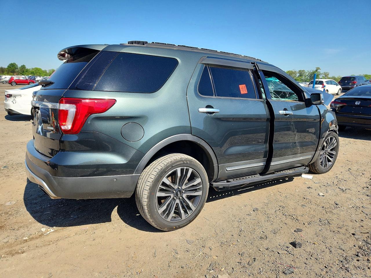 FORD EXPLORER 2016 — 4