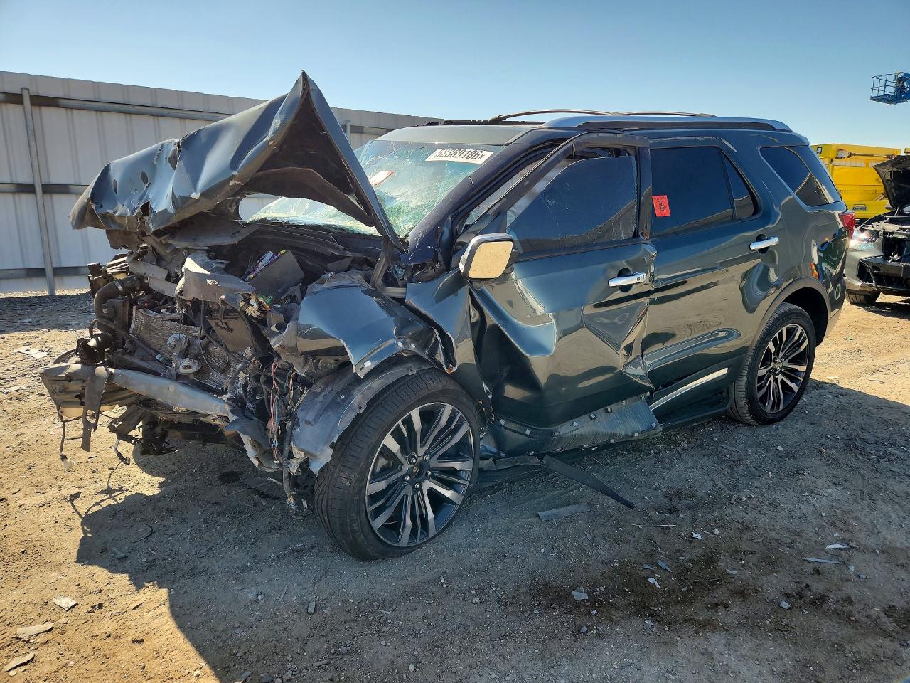 FORD EXPLORER 2016 — 2