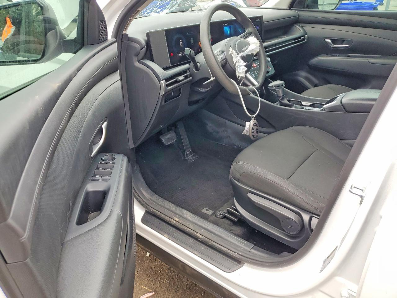 HYUNDAI TUCSON 2025 — 9